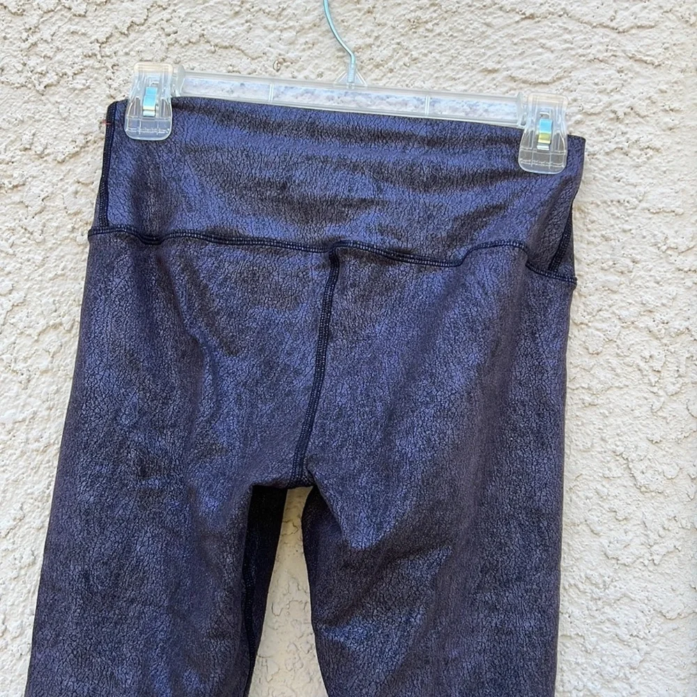 Alo Yoga Black Grey High Rise Faux Leather Snakeskin Leggings Women's Size M